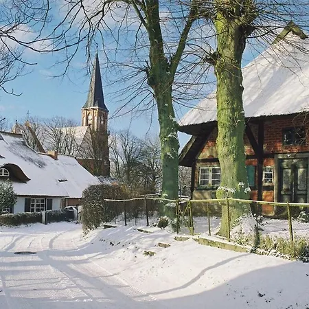 Lovely In Ostseebad Wustrow شقة فاستروم